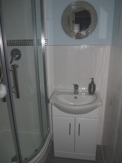 bathroom installers Fareham image