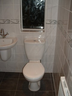 bathroom installers Fareham image